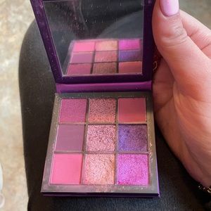 colors didn’t look how i liked them too.